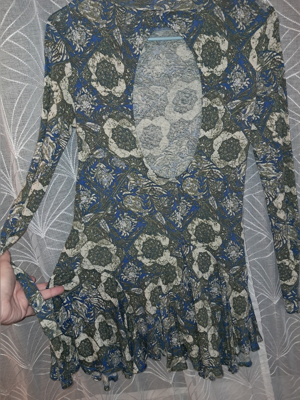 Free People brand Women's size xs long sleeved dress - Picture 2 of 7